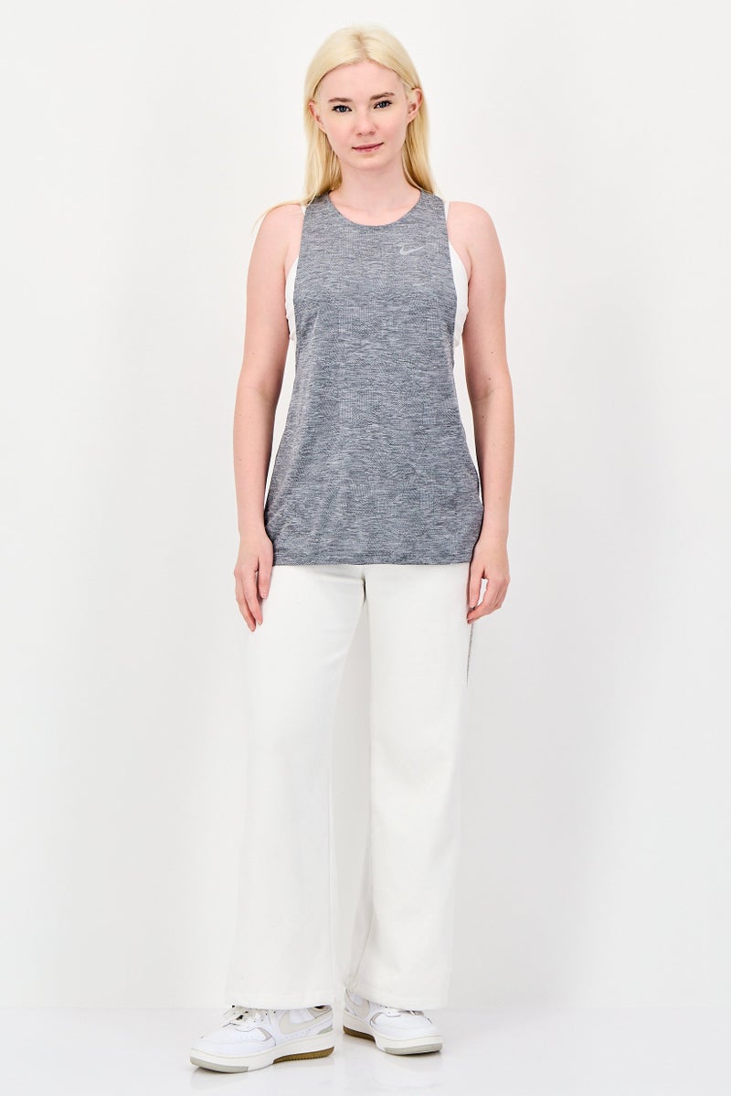 Nike Women Sportswear Fit Sleeveless Running Tank Top, Grey - Image 4